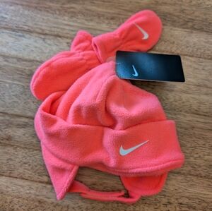 NWT! Nike Racer Pink Infant Hat And Mittens Set